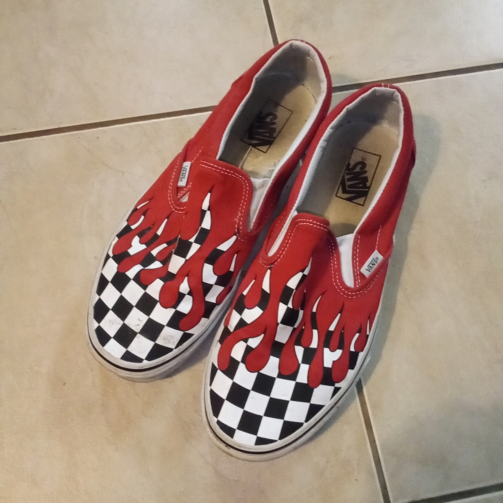 Shoes - Picture 4 of 4